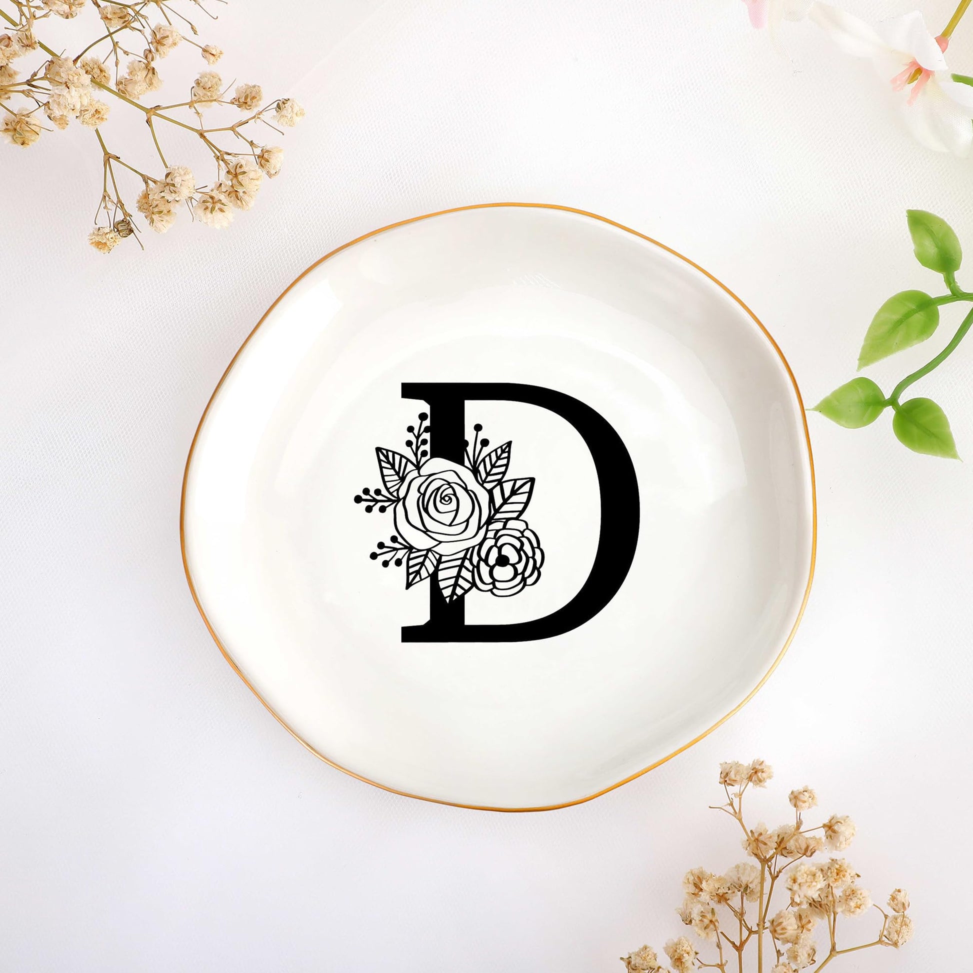 JoycuFF Initial A Ceramic Jewelry Tray, Bridesmaid Bride Gifts, Engagement Birthday Best Friend Mom Grandma Sister Gifts for Women, Trinket Dish for Rings Earrings Necklaces Bracelets Keys