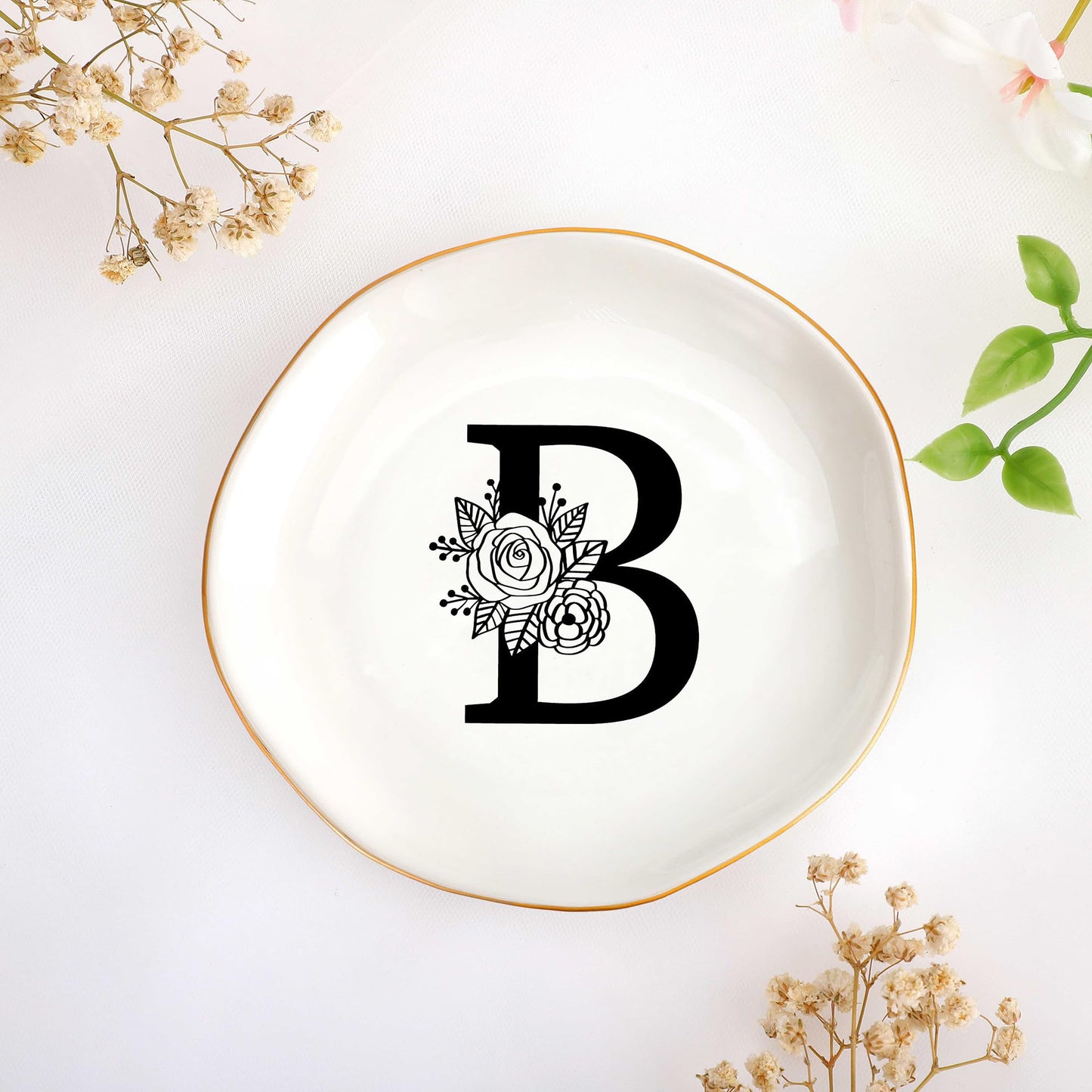 JoycuFF Initial A Ceramic Jewelry Tray, Bridesmaid Bride Gifts, Engagement Birthday Best Friend Mom Grandma Sister Gifts for Women, Trinket Dish for Rings Earrings Necklaces Bracelets Keys