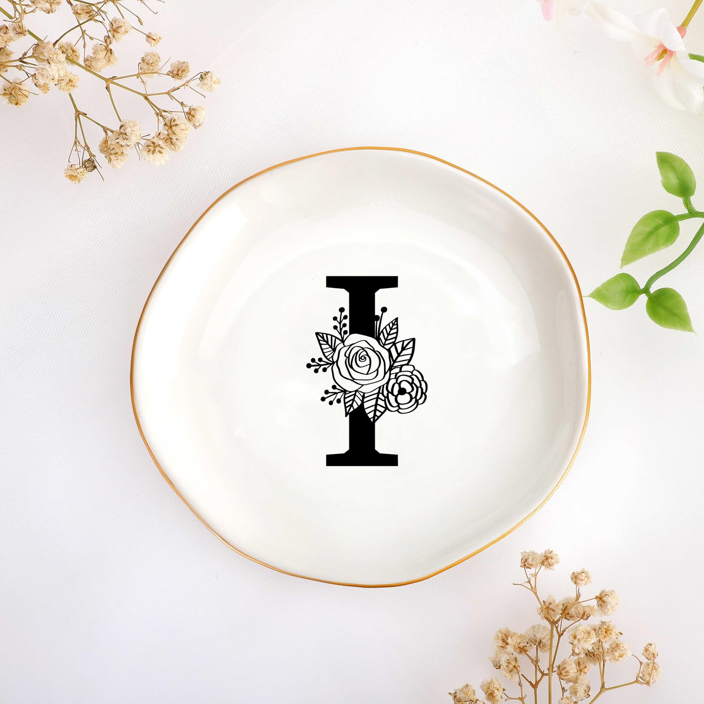 JoycuFF Initial A Ceramic Jewelry Tray, Bridesmaid Bride Gifts, Engagement Birthday Best Friend Mom Grandma Sister Gifts for Women, Trinket Dish for Rings Earrings Necklaces Bracelets Keys