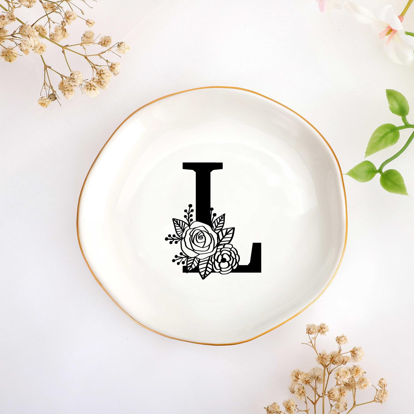 JoycuFF Initial A Ceramic Jewelry Tray, Bridesmaid Bride Gifts, Engagement Birthday Best Friend Mom Grandma Sister Gifts for Women, Trinket Dish for Rings Earrings Necklaces Bracelets Keys