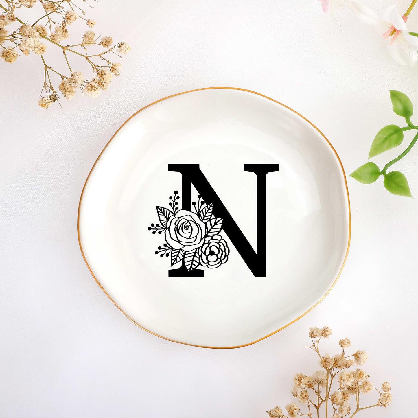 JoycuFF Initial A Ceramic Jewelry Tray, Bridesmaid Bride Gifts, Engagement Birthday Best Friend Mom Grandma Sister Gifts for Women, Trinket Dish for Rings Earrings Necklaces Bracelets Keys