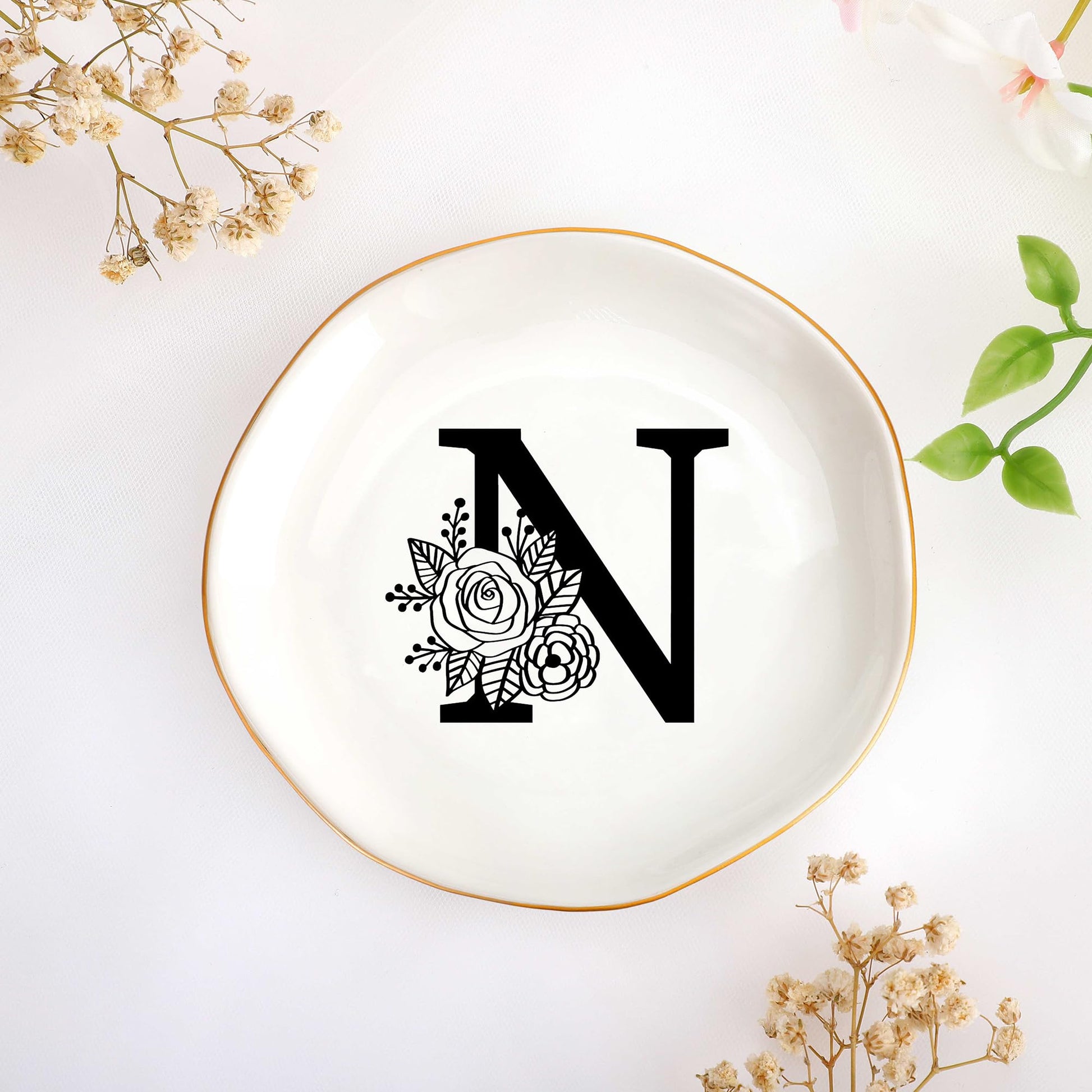 JoycuFF Initial A Ceramic Jewelry Tray, Bridesmaid Bride Gifts, Engagement Birthday Best Friend Mom Grandma Sister Gifts for Women, Trinket Dish for Rings Earrings Necklaces Bracelets Keys