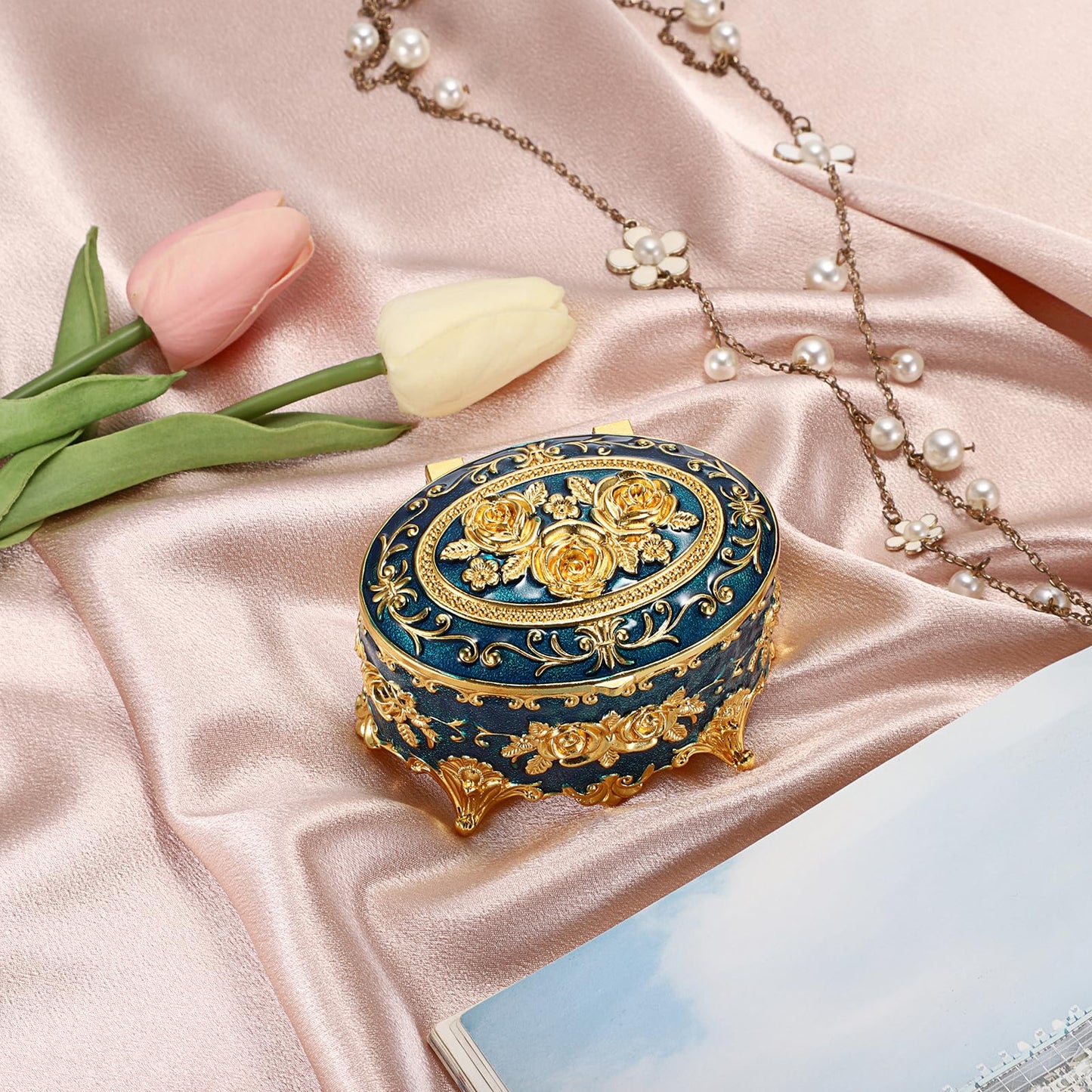Hipiwe Vintage Metal Jewelry Box - Oval Trinket Organizer Ring Box Case with Rose Pattern Jewelry Storage Box for Ring Earrings Necklace, Gift for Women
