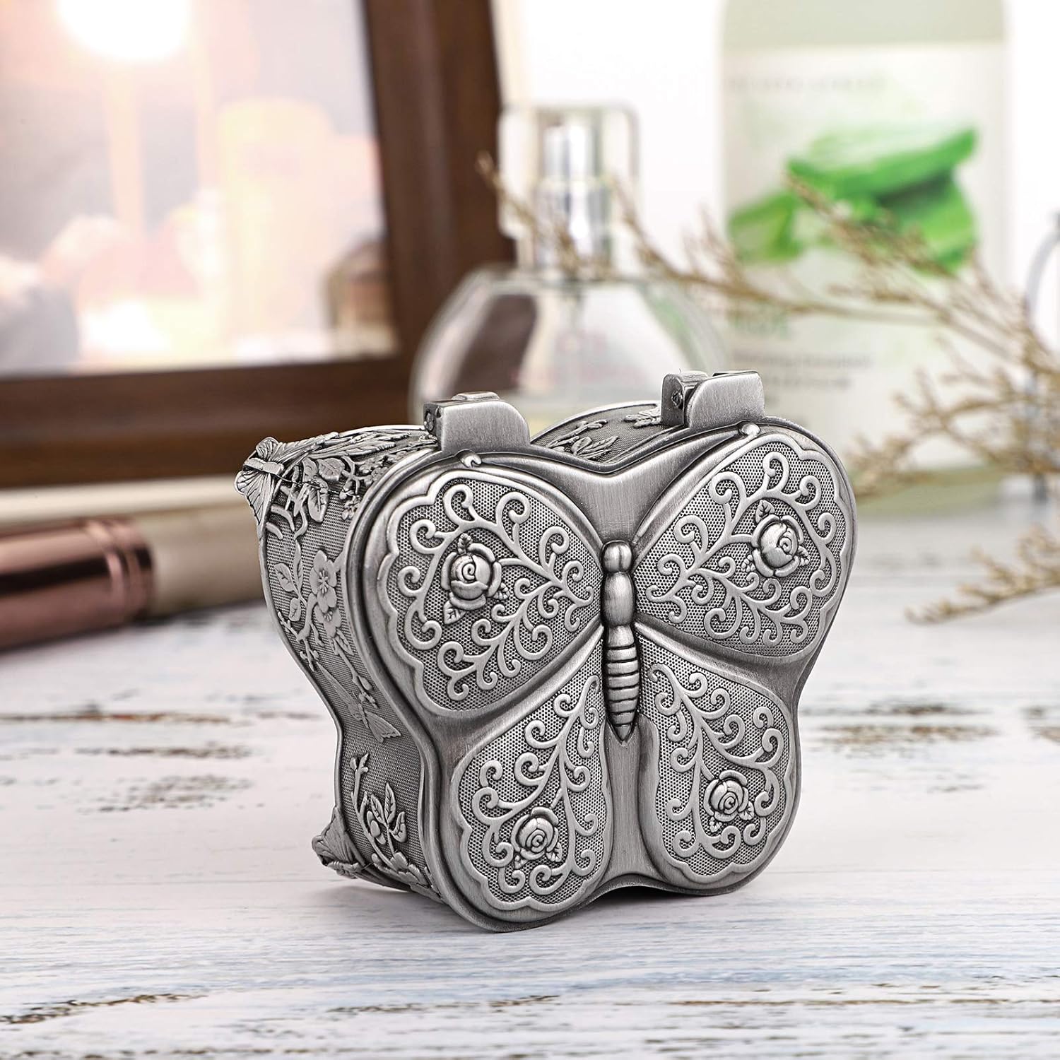 Hipiwe Vintage Metal Jewelry Trinket Box - Butterfly Shape Jewelry Organizer Treasure Chest Ring Holder, Earrings Necklace Storage Box Keepsake Box for Women