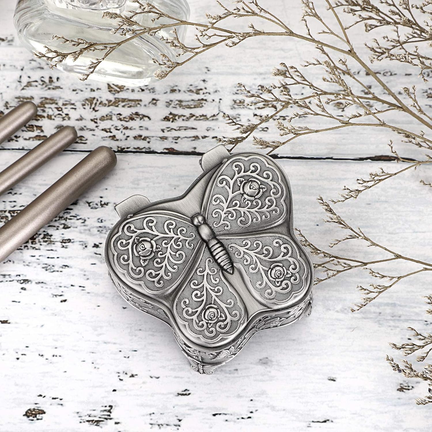 Hipiwe Vintage Metal Jewelry Trinket Box - Butterfly Shape Jewelry Organizer Treasure Chest Ring Holder, Earrings Necklace Storage Box Keepsake Box for Women